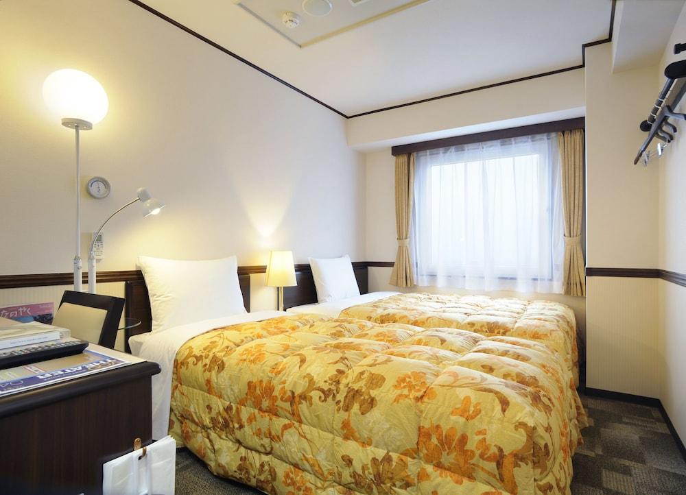 Toyoko Inn Okayama eki Nishi guchi Hiroba Eksteriør billede