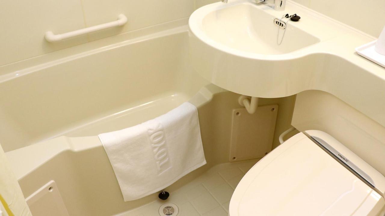 Toyoko Inn Okayama eki Nishi guchi Hiroba Eksteriør billede