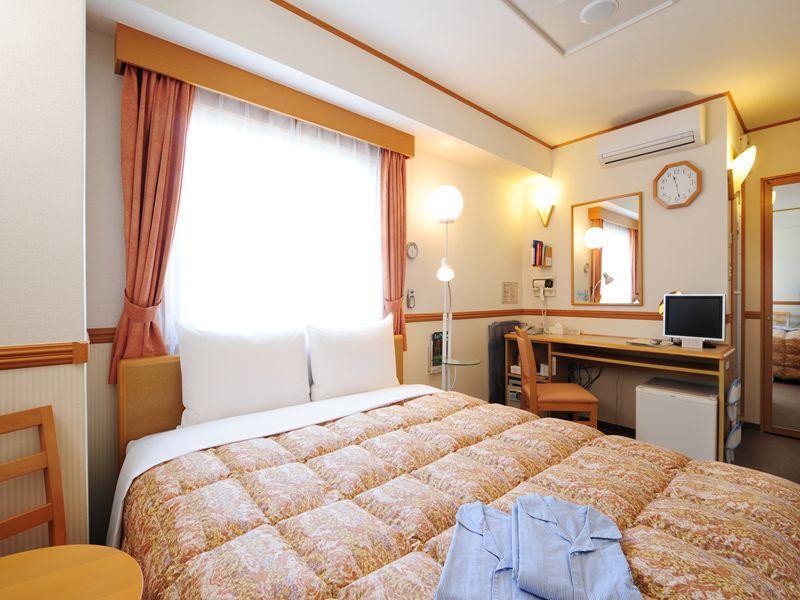 Toyoko Inn Okayama eki Nishi guchi Hiroba Eksteriør billede